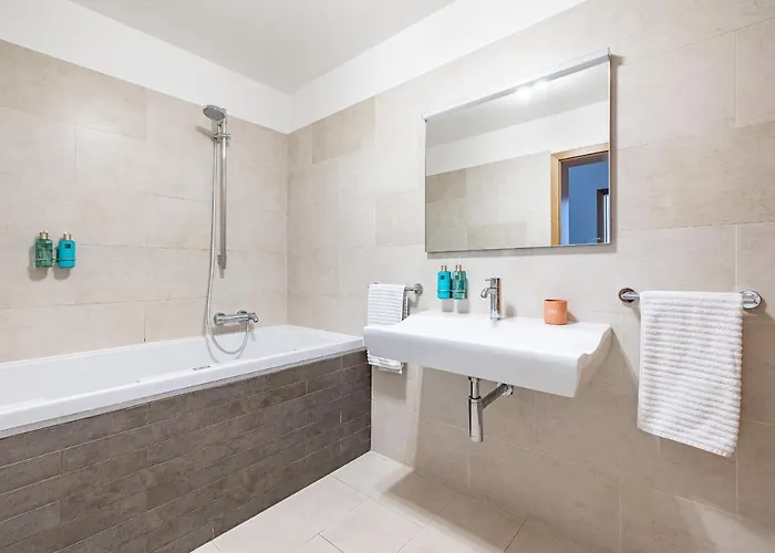 Dv Mariańskie Łaźnie